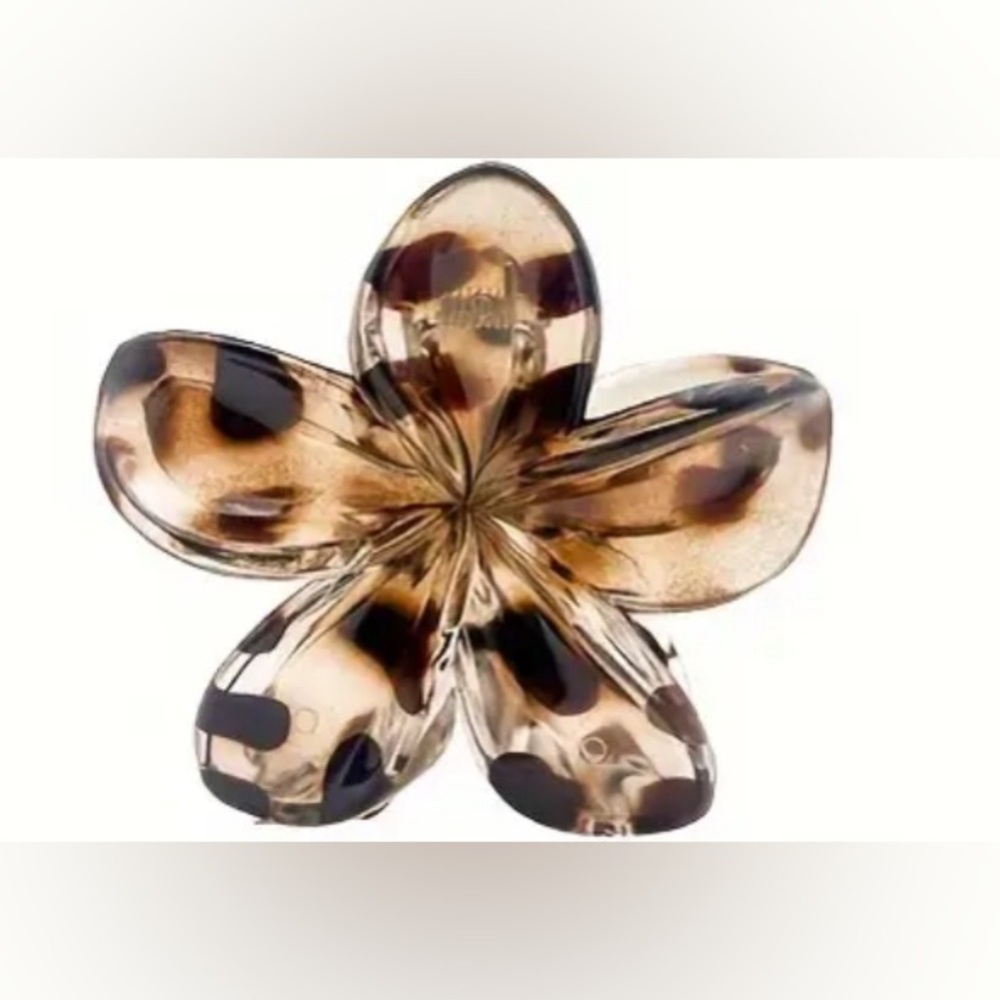 Brown Polka Dot Flower Hair Claw Clip- Pretty Pink (brand new)